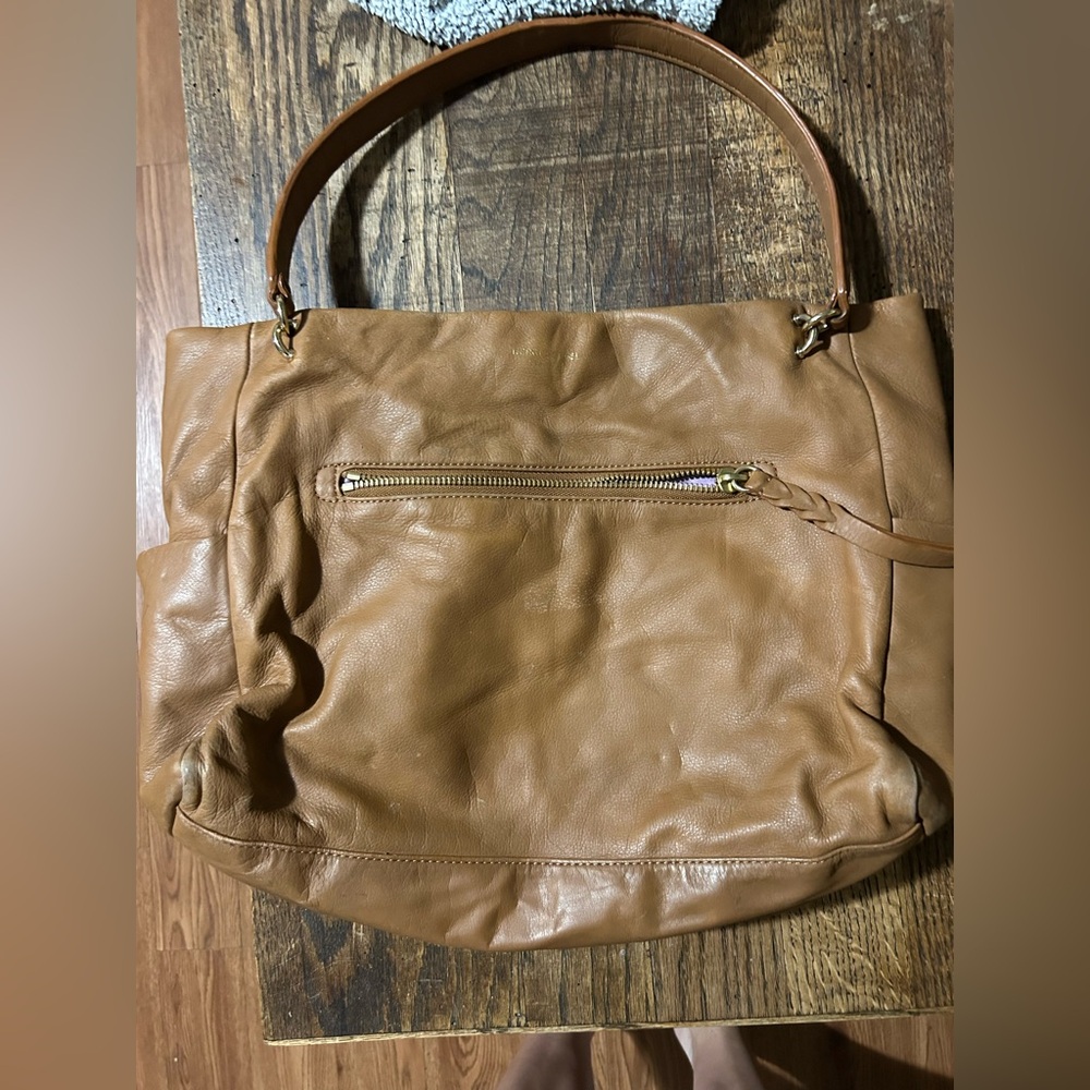 Henri Bendel bag